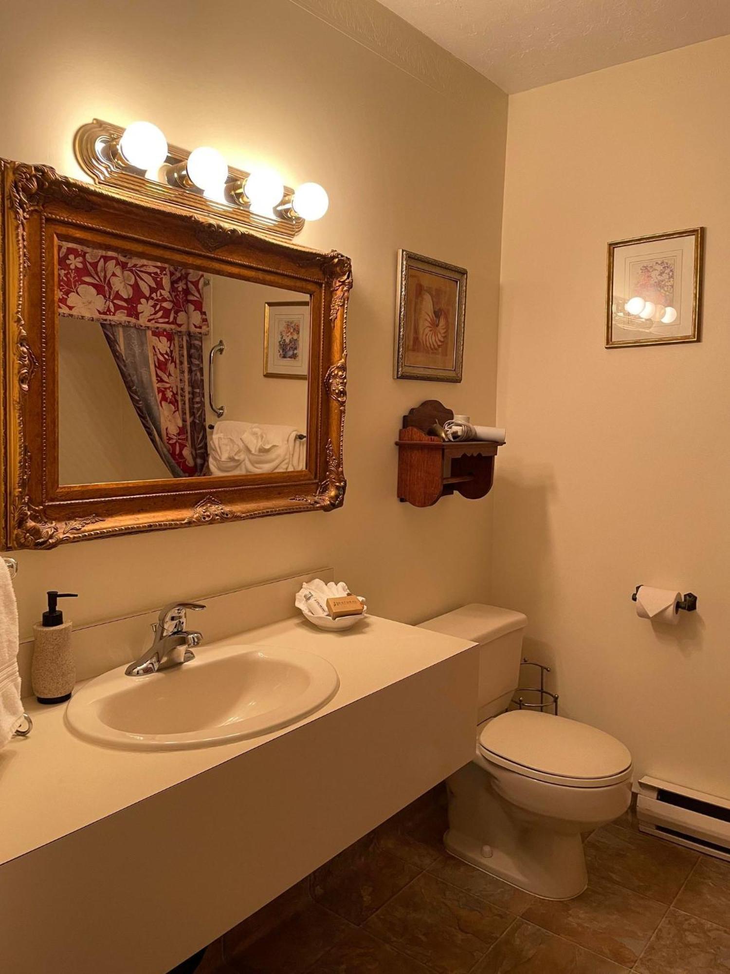 Marshlands Inn Sackville Ruang foto